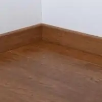 Плинтус шпонированный Tarkett Дуб Лава 80х20 мм