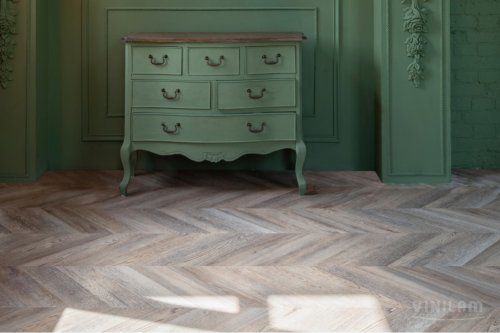Виниловый ламинат Vinilam Parquet Chevron Шеврон Шампань RI153616CL4