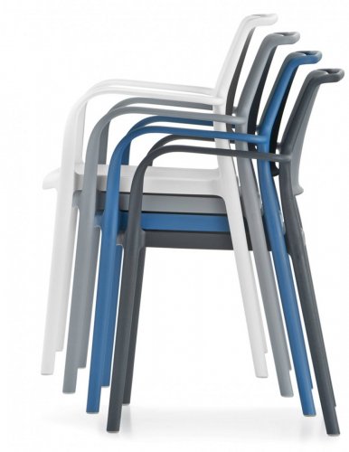 Кресло пластиковое Ara белый