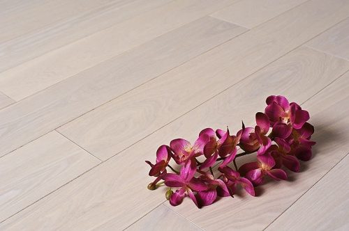 Паркетная доска Amber Wood (Амбервуд) Классика Ясень Белая ночь лак
