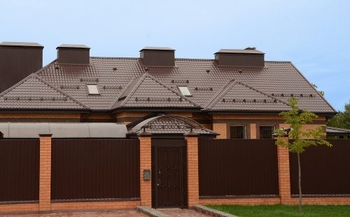 Металлочерепица Grandline Классик 0.5 Satin RAL 3003 рубиново-красный