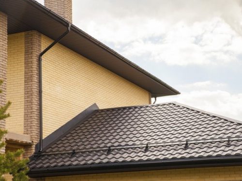 Металлочерепица Grandline Кредо 0.5 Rooftop Бархат RR 32 темно-коричневый