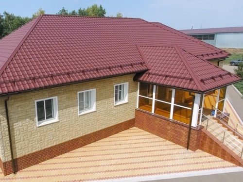 Металлочерепица Grandline Камея 0.5 Velur X RAL 8022 черно-коричневый